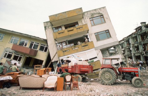 The 7.6 Izmit earthquake, Turkey, 1999. 