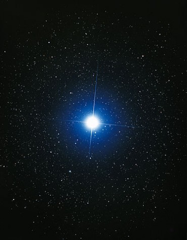 374px-Close-up_of_Sirius