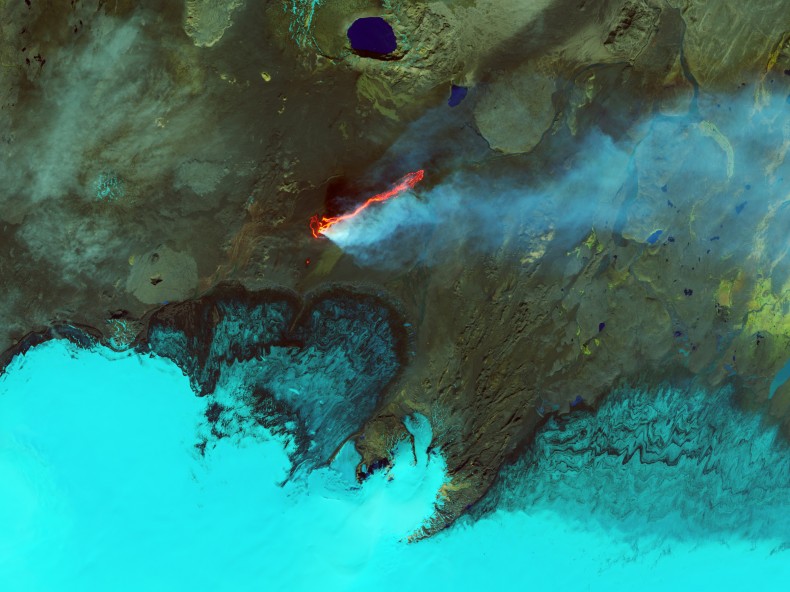 Holuhraun from space Landsat8 on 6 Sept via Earth Observatory